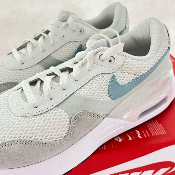 Nike Air Max White and Light Blue Athletic Shoes - Picture 5 of 12